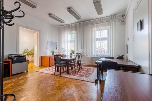 Eladó iroda, Budapesten, IV. kerületben 129.9 M Ft