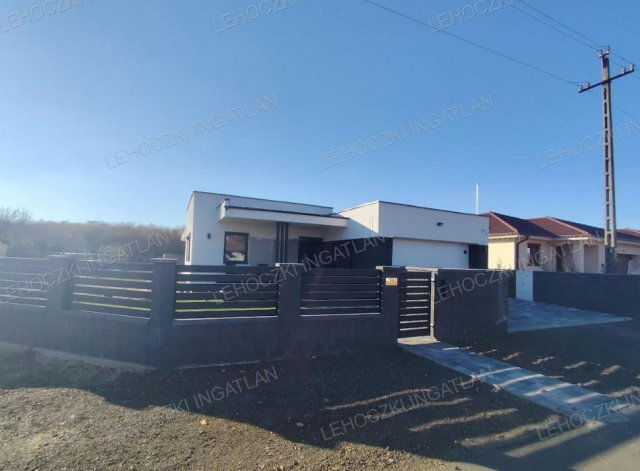 Eladó családi ház, Nyíregyházán 97 M Ft, 4 szobás