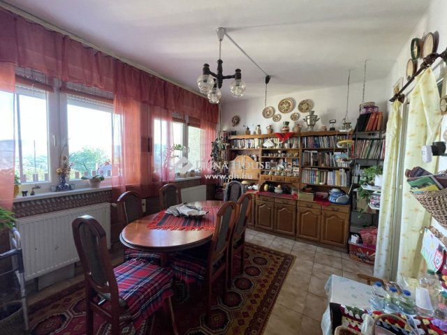 Eladó családi ház, Dorogon 79.9 M Ft, 5 szobás