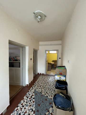 Eladó családi ház, Hajdúszováton 32 M Ft, 2 szobás