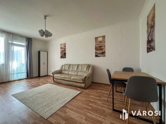 Kiadó téglalakás, albérlet, Salgótarjánban 120 E Ft / hó