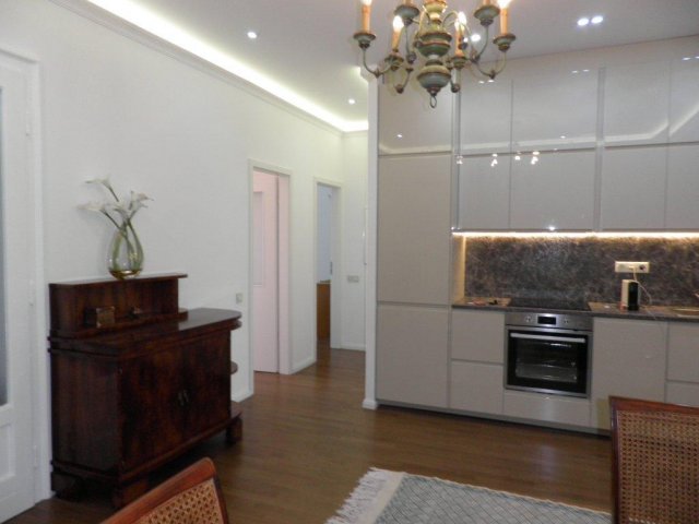 Kiadó téglalakás, albérlet, Budapesten, VII. kerületben