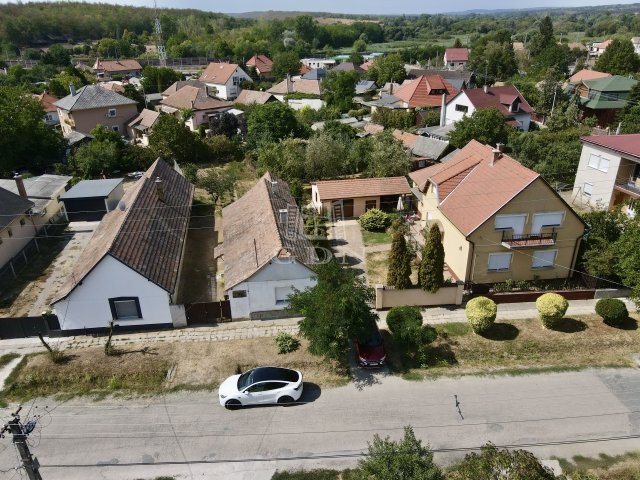 Eladó családi ház, Isaszegen 36.9 M Ft, 3 szobás