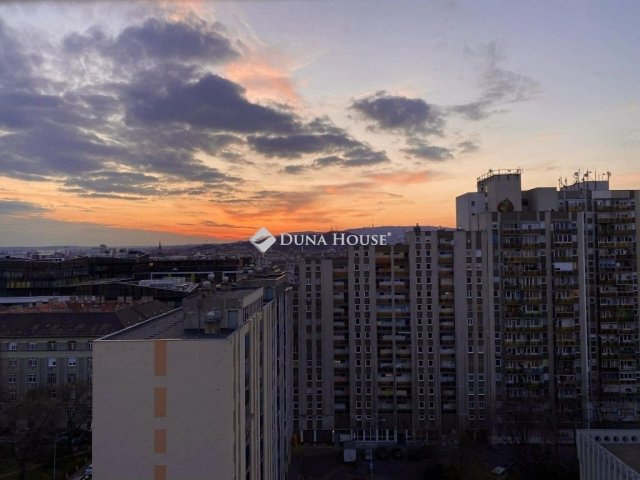 Eladó panellakás, Budapesten, VIII. kerületben 74.9 M Ft