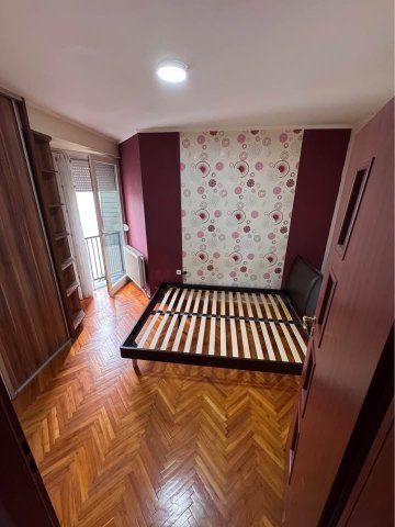 Eladó téglalakás, Nyíregyházán 38.9 M Ft, 3 szobás