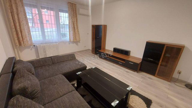 Kiadó téglalakás, albérlet, Budapesten, X. kerületben