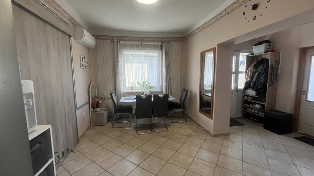 Eladó családi ház, Hajdúszoboszlón 79.9 M Ft, 4 szobás