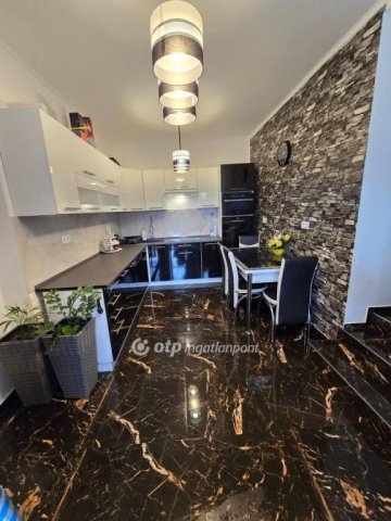 Eladó családi ház, Vajtán 50 M Ft, 2+2 szobás