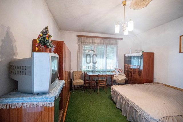 Eladó családi ház, Aparhanton 22.2 M Ft, 4 szobás