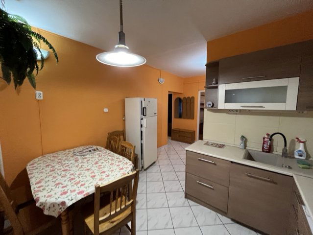 Eladó panellakás, Tiszaújvárosban, Szent István úton 27.99 M Ft