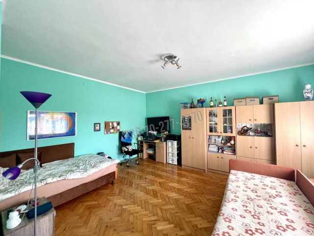 Eladó családi ház, Tatabányán 51.2 M Ft, 2 szobás