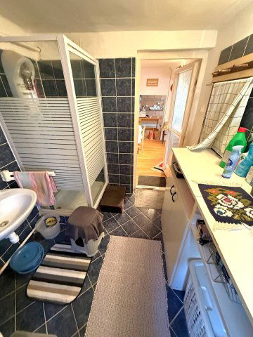 Eladó családi ház, Komlón 17 M Ft, 3 szobás