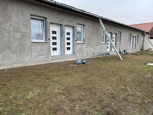 Eladó sorház, Bokodon 43 M Ft, 2 szobás / költözzbe.hu