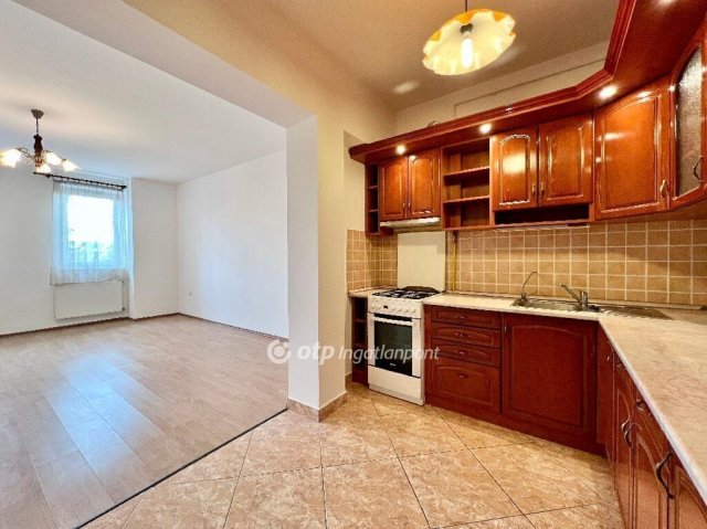 Eladó téglalakás, Nyíregyházán 52.9 M Ft, 2 szobás