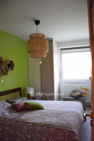 Eladó téglalakás, Budapesten, III. kerületben 94.8 M Ft