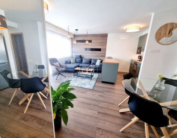 Kiadó téglalakás, albérlet, Szegeden 295 E Ft / hó, 3+1 szobás