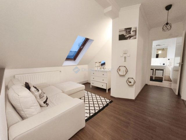 Eladó családi ház, Adonyban 100 M Ft, 4 szobás