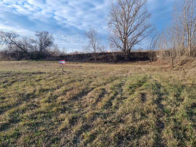 Kiadó ipari ingatlan, Siófokon 300 E Ft / hó