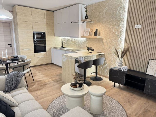 Eladó téglalakás, Debrecenben 77.9 M Ft, 2+1 szobás