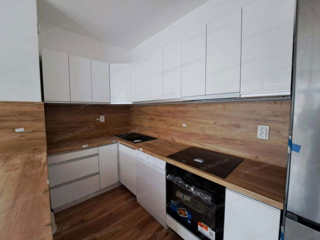 Eladó téglalakás, Nyíregyházán 61.99 M Ft, 3 szobás