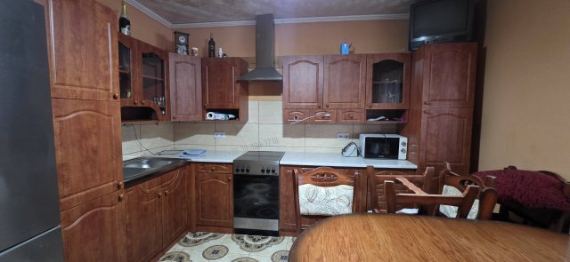 Eladó családi ház, Mezőfalván 33.8 M Ft, 2 szobás