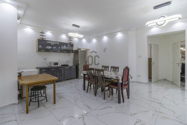 Eladó téglalakás, Székesfehérvárott 88.9 M Ft, 4 szobás