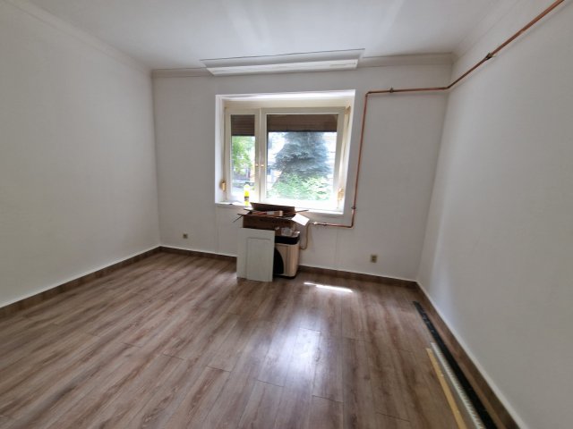 Eladó téglalakás, Budapesten, XXI. kerületben, Vénusz utcában