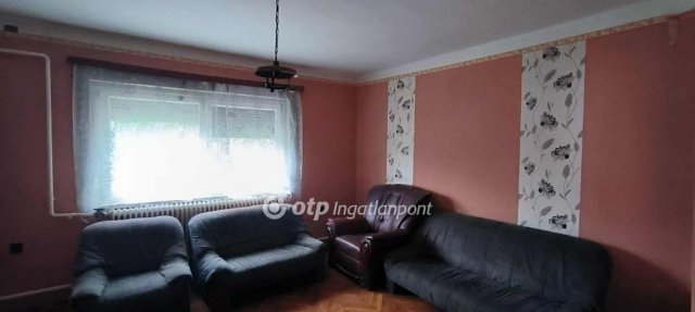 Eladó családi ház, Körösladányban 28 M Ft, 3 szobás