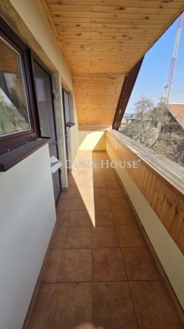 Eladó családi ház, Nagymaroson 75 M Ft, 5 szobás