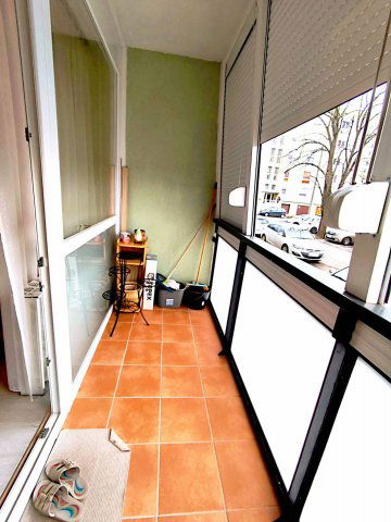 Eladó téglalakás, Pécsett 63.5 M Ft, 3 szobás