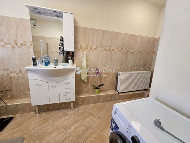 Eladó mezogazdasagi ingatlan, Hosszúhetényen 95 M Ft, 3 szobás