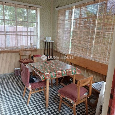 Eladó családi ház, Pécsett 44.9 M Ft, 3 szobás