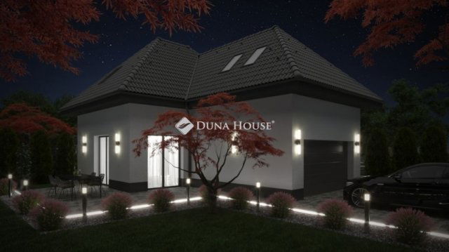 Eladó családi ház, Szigetszentmiklóson 136 M Ft, 5 szobás