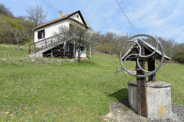 Eladó telek, Pécselyen 42.9 M Ft / költözzbe.hu