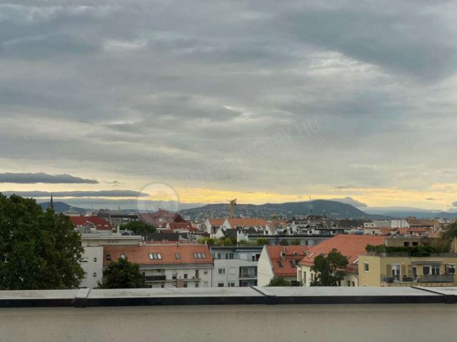 Kiadó téglalakás, albérlet, IX. kerületben, Lenhossék utcában