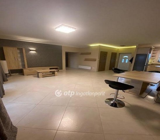 Eladó családi ház, Gyöngyösön 74.9 M Ft, 3 szobás