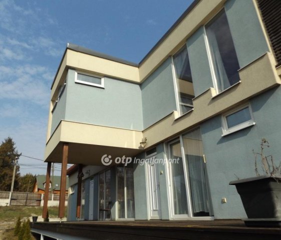 Eladó családi ház, Budapesten, XXII. kerületben 99.9 M Ft