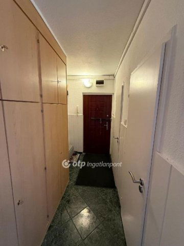 Eladó panellakás, Budapesten, XXI. kerületben 68.9 M Ft