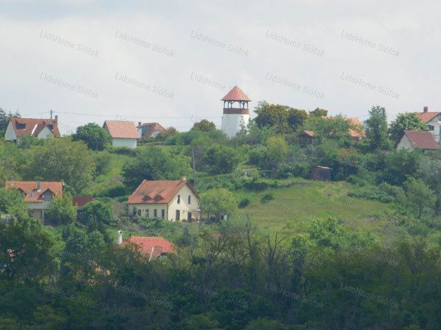 Eladó téglalakás, Szántódon 69.9 M Ft, 3 szobás
