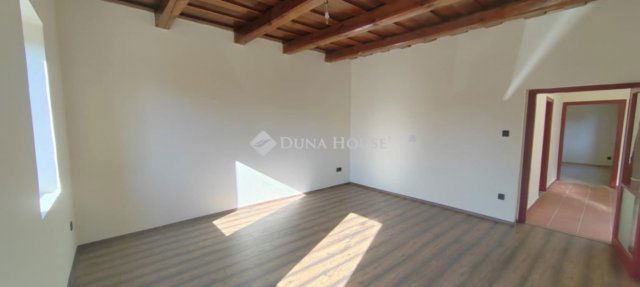 Eladó családi ház, Pákán 20.9 M Ft, 2 szobás