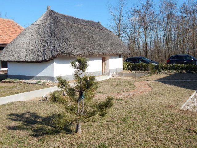 Eladó nyaraló, Buzsákon 11 M Ft, 1 szobás / költözzbe.hu