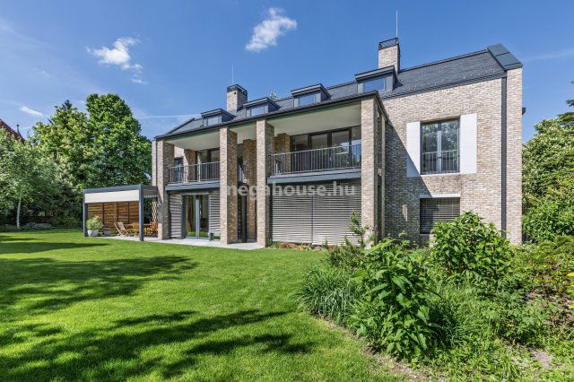 Eladó családi ház, Budapesten, XII. kerületben 1280 M Ft