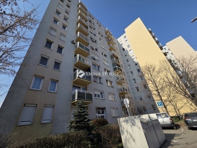 Eladó panellakás, Budapesten, XXI. kerületben 60 M Ft, 2+1 szobás