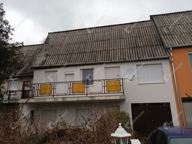 Eladó sorház, Dorogon 57 M Ft, 6+2 szobás / költözzbe.hu