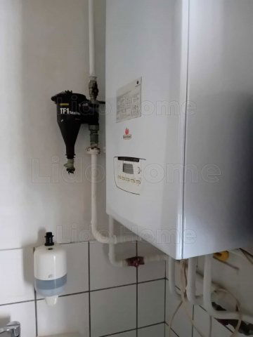 Eladó családi ház, Győrött 69.9 M Ft, 2 szobás