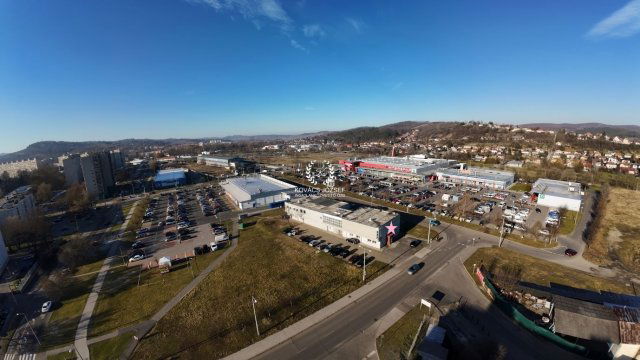 Eladó üzlethelyiség, Ózdon, Sárli úton 4.5 M Ft