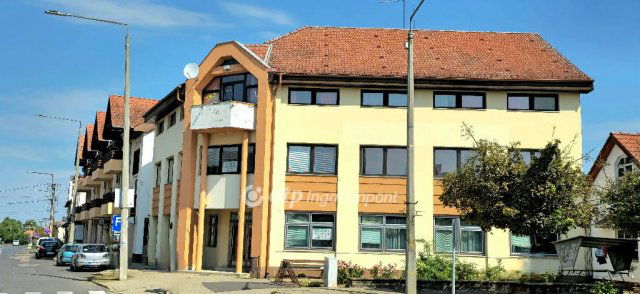 Eladó iroda, Létavértesen 200 M Ft / költözzbe.hu