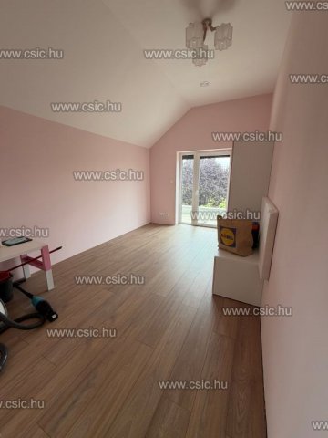 Eladó családi ház, Budapesten, XVII. kerületben 185 M Ft