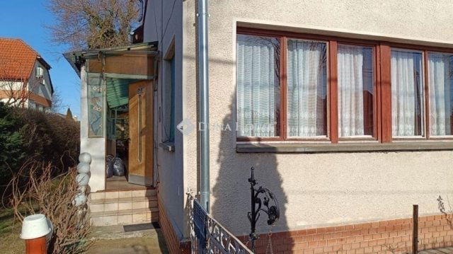 Eladó családi ház, Budapesten, XVII. kerületben 106 M Ft