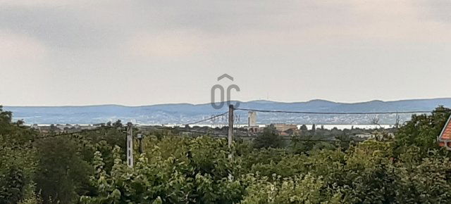 Eladó nyaraló, Siófokon 75 M Ft, 4 szobás / költözzbe.hu